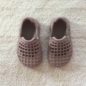 Lusso dusty rose comfort slip on